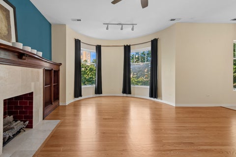 Tiny photo for 4536 N Sheridan Road #303, Chicago, IL 60640 (MLS # 12760178)