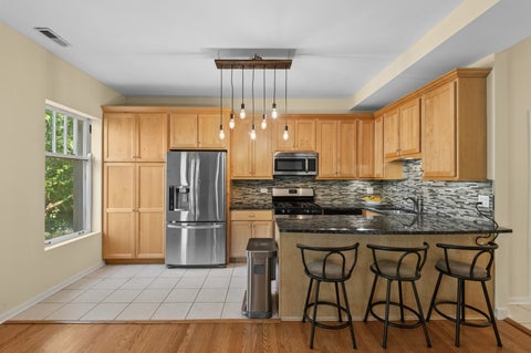 Tiny photo for 4536 N Sheridan Road #303, Chicago, IL 60640 (MLS # 12760178)