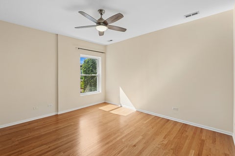 Tiny photo for 4536 N Sheridan Road #303, Chicago, IL 60640 (MLS # 12760178)