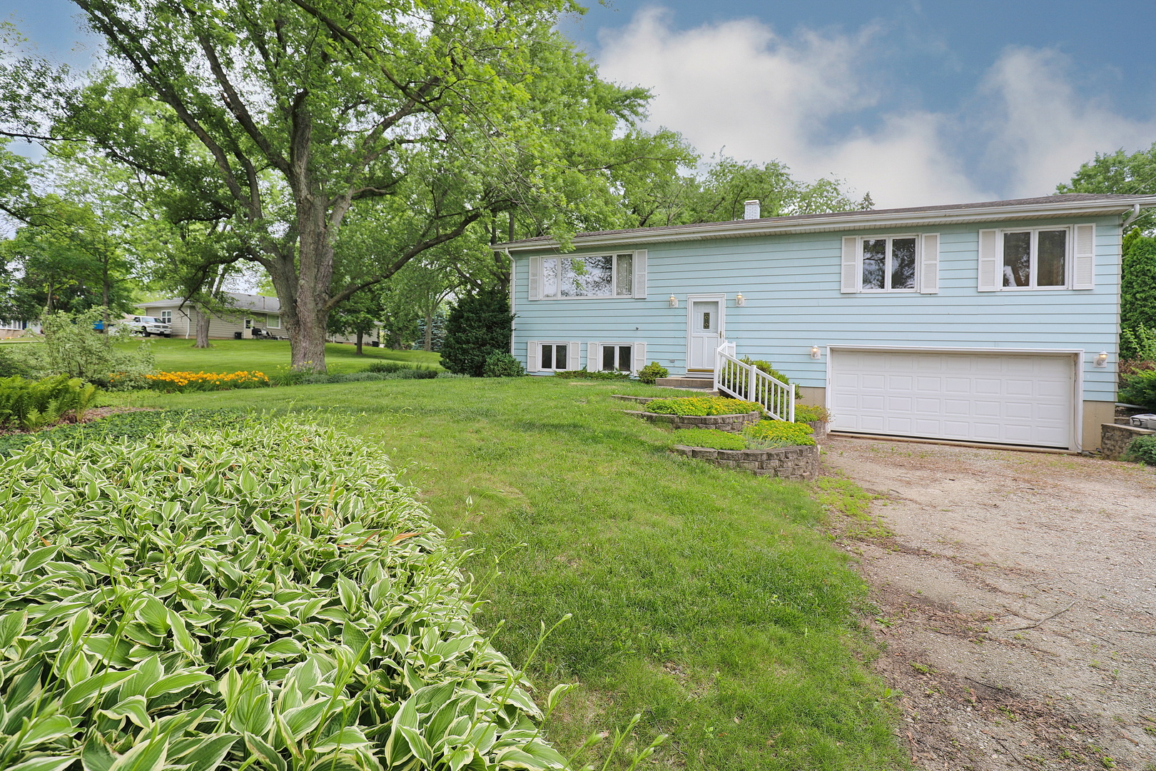 28W650 High Lake Road