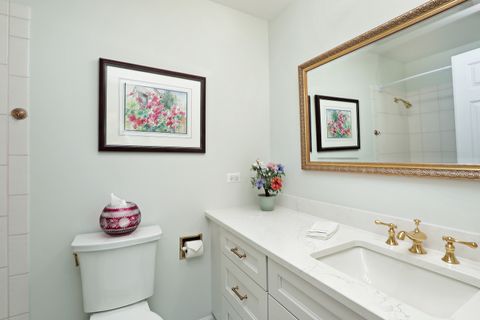 Tiny photo for 19 The Court of Greenway #19, Northbrook, IL 60062 (MLS # 12624207)