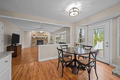 Tiny photo for 1002 Shimer Court, Naperville, IL 60565 (MLS # 12586893)