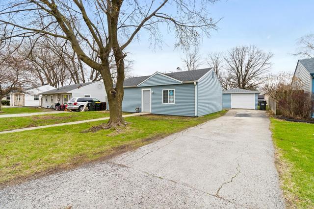 132 W Sauk Trail
