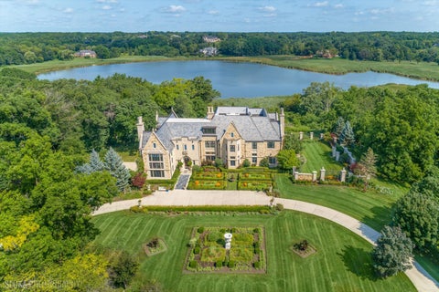 Photo of 10 Goose Lake Drive, Barrington Hills, IL 60010 (MLS # 12791144)