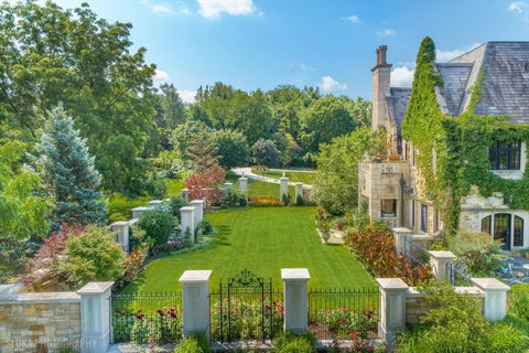 Tiny photo for 10 Goose Lake Drive, Barrington Hills, IL 60010 (MLS # 12791144)