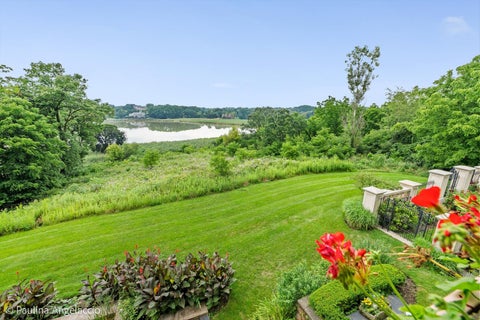 Tiny photo for 10 Goose Lake Drive, Barrington Hills, IL 60010 (MLS # 12791144)