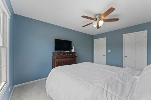 Tiny photo for 4308 Royal Windyne Court, St. Charles, IL 60174 (MLS # 12420933)