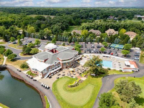 Tiny photo for 4308 Royal Windyne Court, St. Charles, IL 60174 (MLS # 12420933)