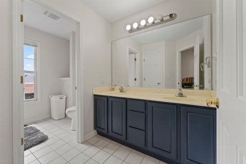 Tiny photo for 4308 Royal Windyne Court, St. Charles, IL 60174 (MLS # 12420933)