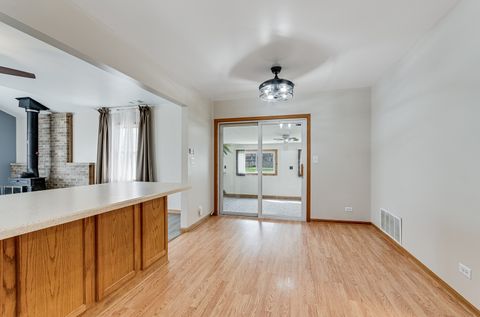 Tiny photo for 10 NE Circle Drive, Joliet, IL 60433 (MLS # 12591418)