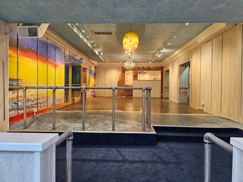 3317-23 N Clark Street