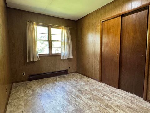 Tiny photo for 3536 W Grange Hall Rd Road, Murphysboro, IL 62966 (MLS # 100000442)