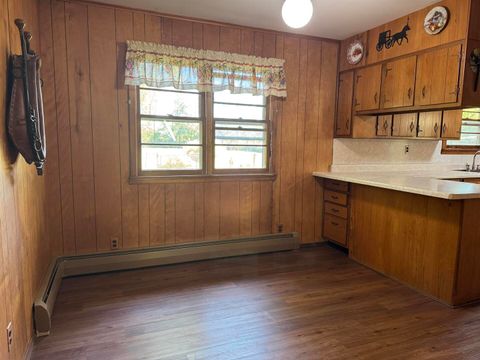 Tiny photo for 3536 W Grange Hall Rd Road, Murphysboro, IL 62966 (MLS # 100000442)