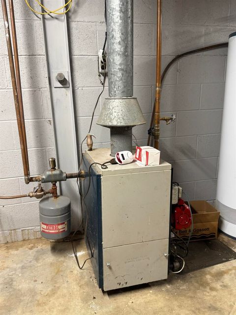 Tiny photo for 3536 W Grange Hall Rd Road, Murphysboro, IL 62966 (MLS # 100000442)