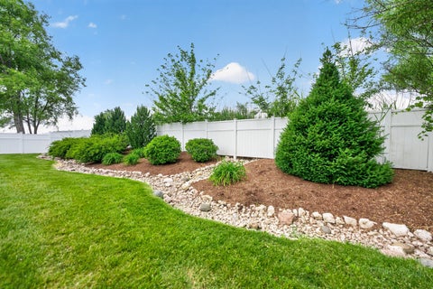 Tiny photo for 855 Coventry Circle N, Sycamore, IL 60178 (MLS # 12662509)