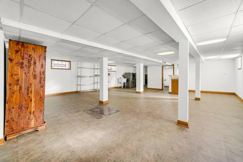 Tiny photo for 13529 S Burley Avenue, Chicago, IL 60633 (MLS # 12567620)