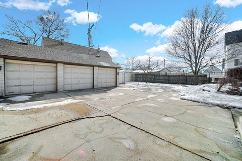 Tiny photo for 13529 S Burley Avenue, Chicago, IL 60633 (MLS # 12567620)