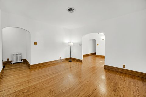 Tiny photo for 13529 S Burley Avenue, Chicago, IL 60633 (MLS # 12567620)