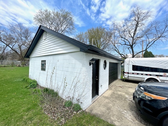 302 W Naperville Road