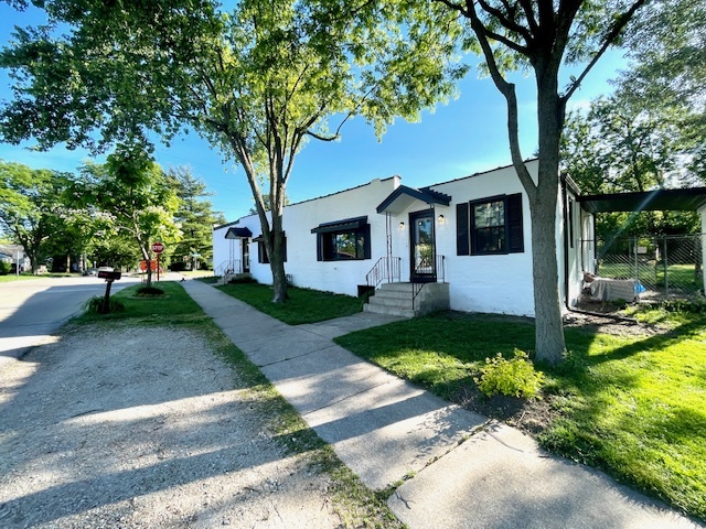 302 W Naperville Road