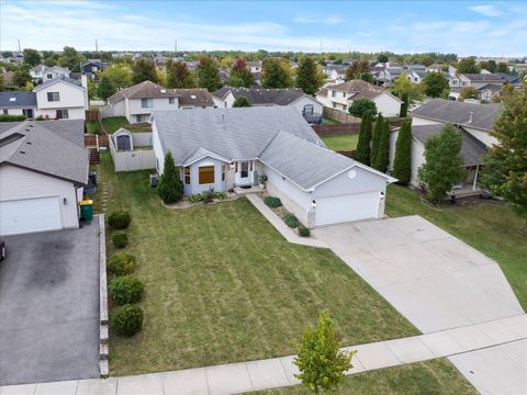 Tiny photo for 1306 Bassett Drive, Joliet, IL 60431 (MLS # 12469644)