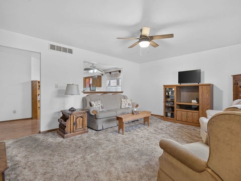 Tiny photo for 577 Elizabeth Drive, Coal City, IL 60416 (MLS # 12718805)