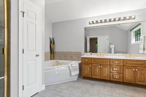 Tiny photo for 5308 Wirestem Court, Naperville, IL 60564 (MLS # 12468217)
