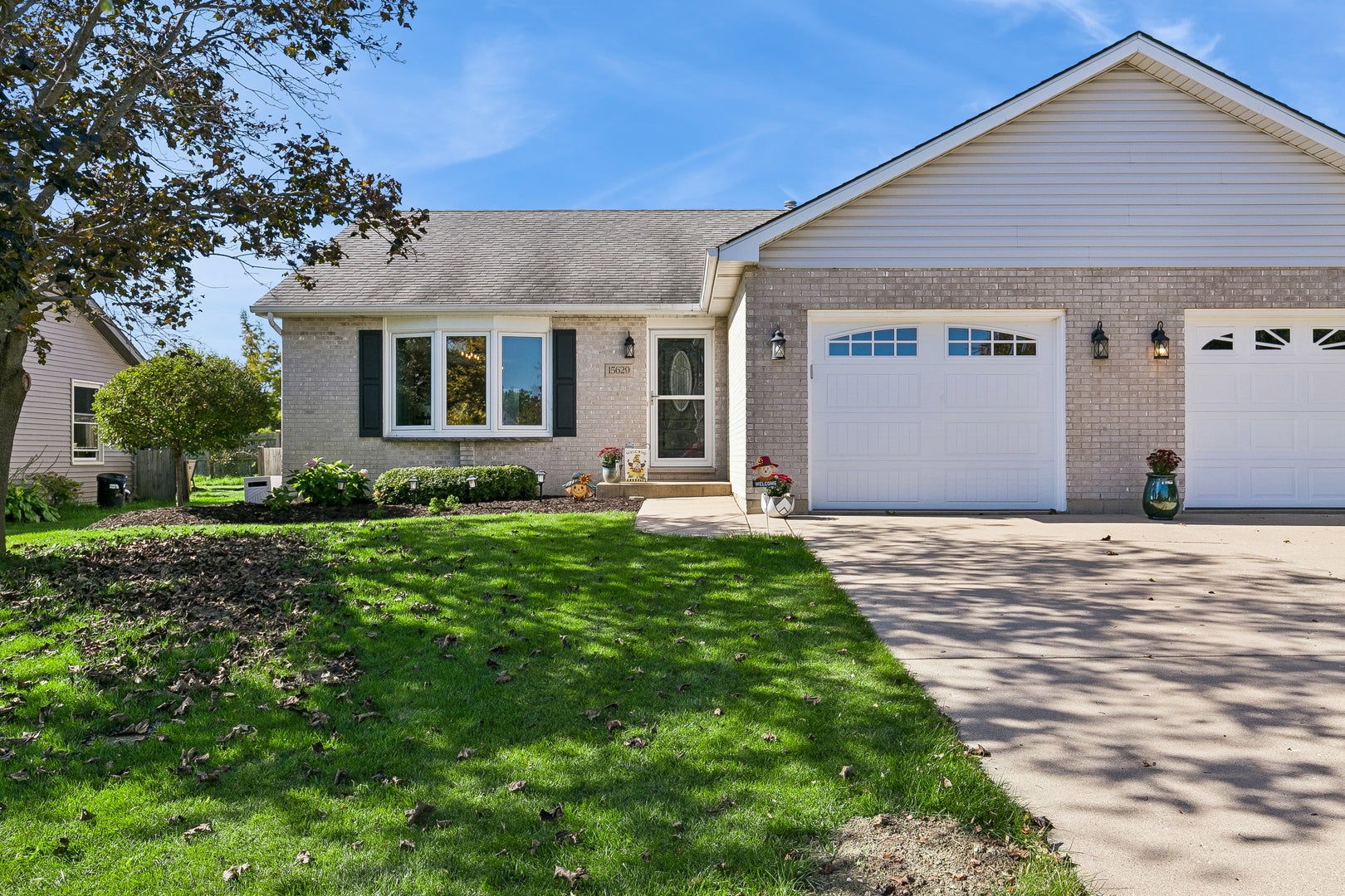 15629 W Waterford Lane