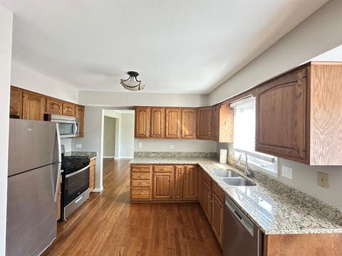 Tiny photo for 508 W Golf Road, Libertyville, IL 60048 (MLS # 12703803)