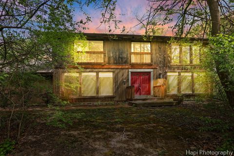 24570 W Middle Fork Road Barrington IL 60010