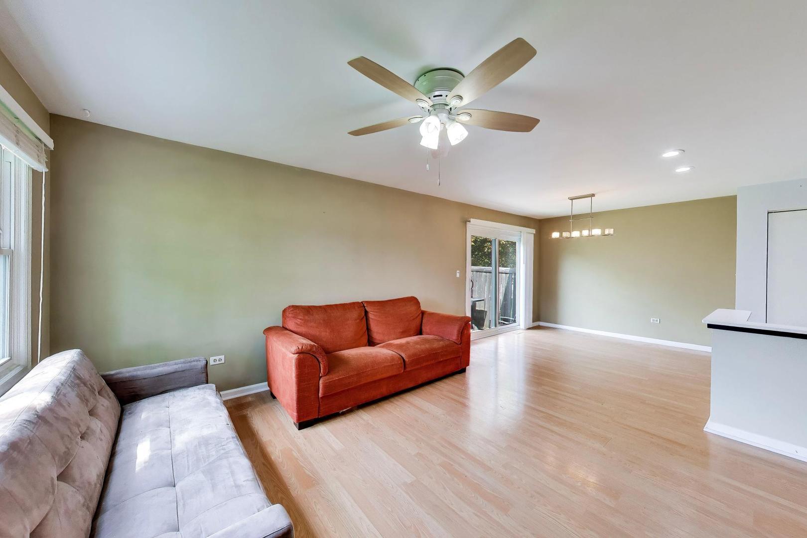 2172 N Queensburg Lane