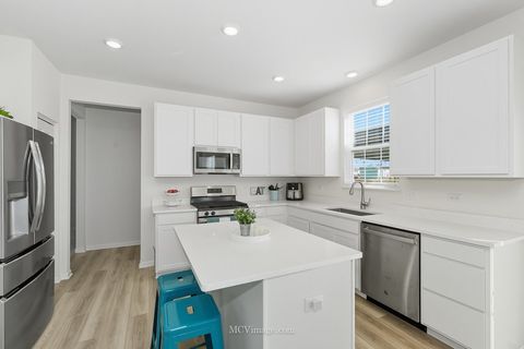 Tiny photo for 320 Ellis Street, Oswego, IL 60543 (MLS # 12496303)