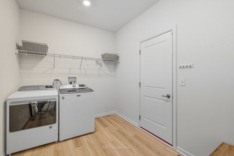 Tiny photo for 320 Ellis Street, Oswego, IL 60543 (MLS # 12496303)