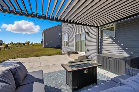 Tiny photo for 320 Ellis Street, Oswego, IL 60543 (MLS # 12496303)