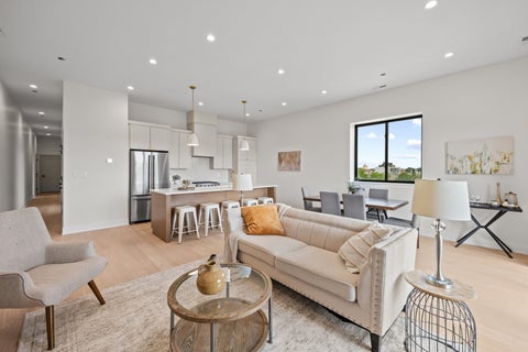 Tiny photo for 5340 N Lincoln Avenue #201, Chicago, IL 60625 (MLS # 12735051)