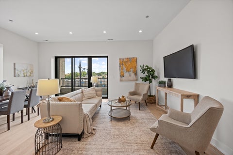 Tiny photo for 5340 N Lincoln Avenue #201, Chicago, IL 60625 (MLS # 12735051)