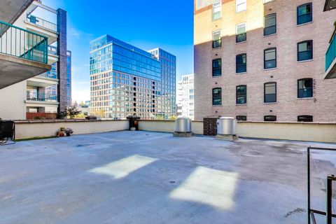 Tiny photo for 910 W Madison Street #409, Chicago, IL 60607 (MLS # 12510982)