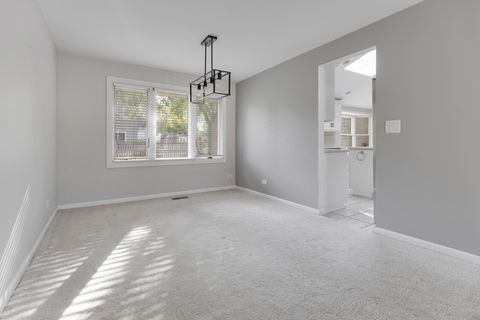Tiny photo for 831 Pinehurst Lane, Schaumburg, IL 60193 (MLS # 12497120)