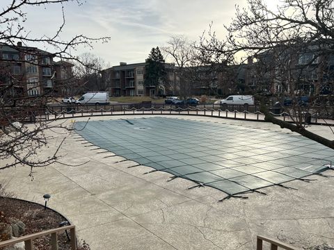 Tiny photo for 4 Oak Brook Club Drive #G205, Oak Brook, IL 60523 (MLS # 12614089)