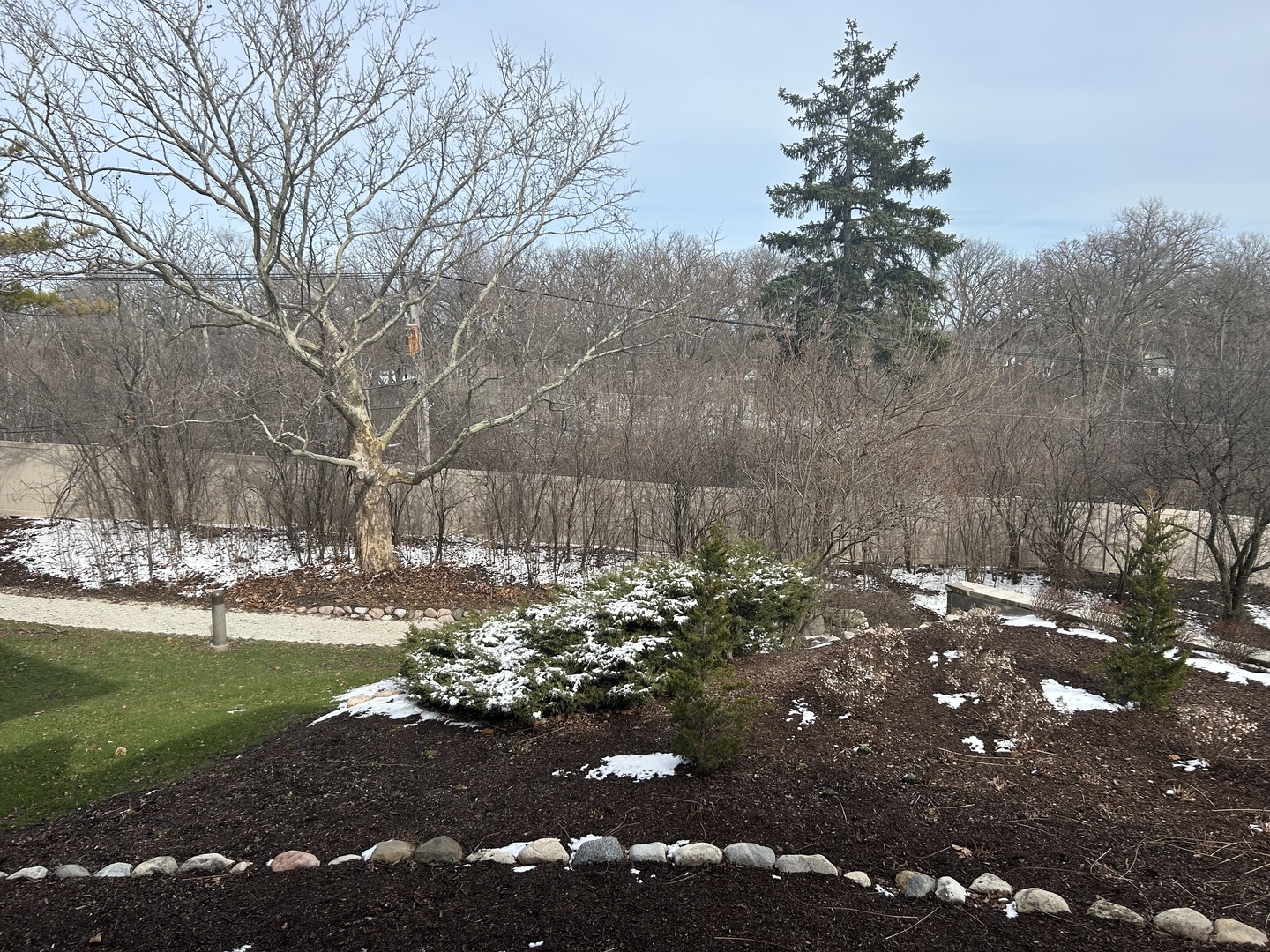 Oak Brook, Illinois, 60523, United States, 2 Bedrooms Bedrooms, ,2 BathroomsBathrooms,Residential,Active,2035137