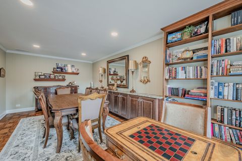 Tiny photo for 4 Oak Brook Club Drive #G205, Oak Brook, IL 60523 (MLS # 12614089)
