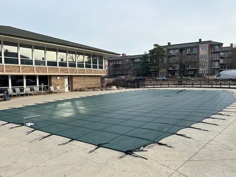 Tiny photo for 4 Oak Brook Club Drive #G205, Oak Brook, IL 60523 (MLS # 12614089)