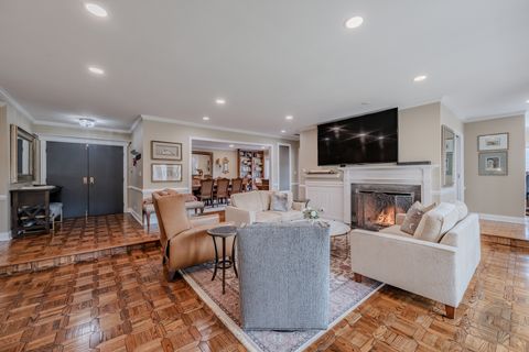 Tiny photo for 4 Oak Brook Club Drive #G205, Oak Brook, IL 60523 (MLS # 12614089)