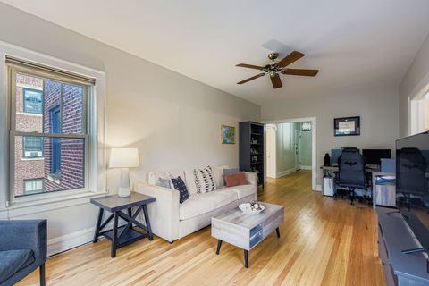 Tiny photo for 539 W Addison Street #2N, Chicago, IL 60613 (MLS # 12500767)