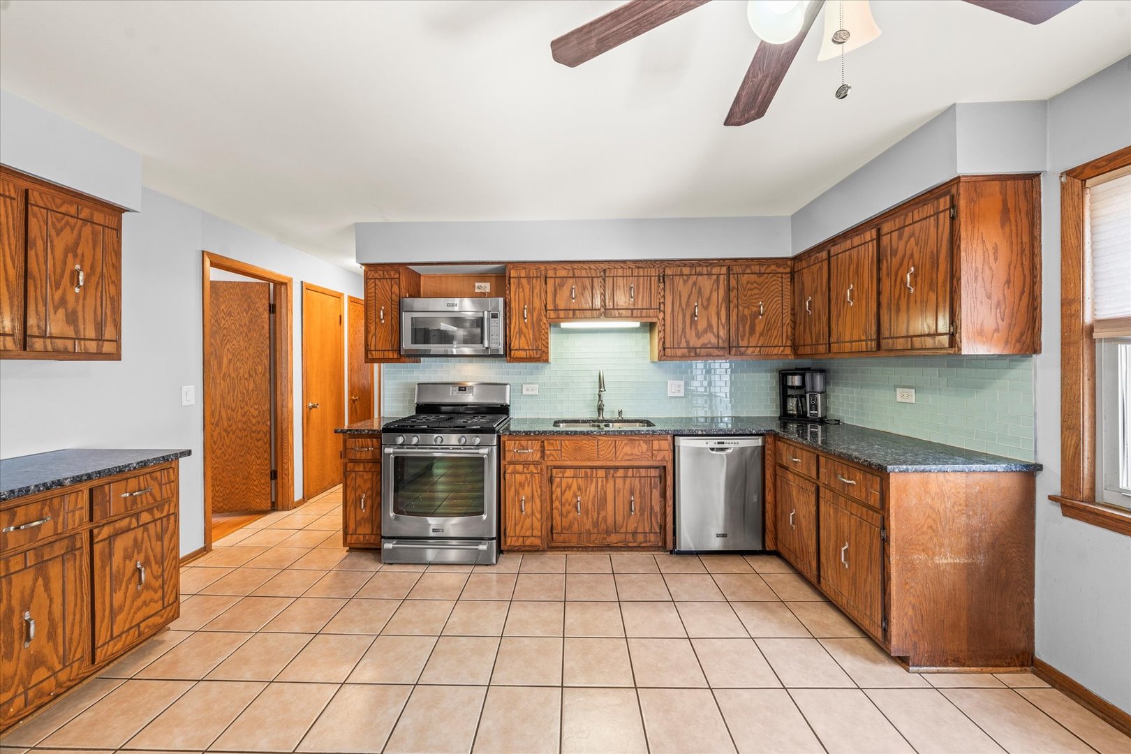 8423 W Wilson Avenue