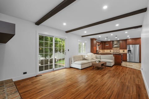 Tiny photo for 575 Gateshead Avenue N, Elk Grove Village, IL 60007 (MLS # 12749102)
