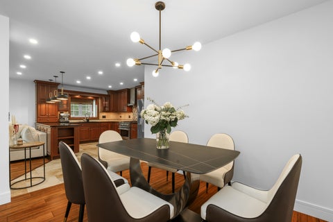 Tiny photo for 575 Gateshead Avenue N, Elk Grove Village, IL 60007 (MLS # 12749102)