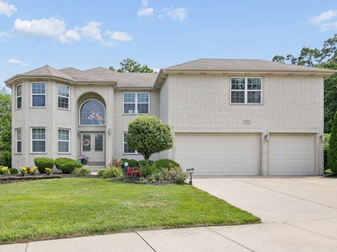 Photo of 1527 Tienstra Court, Homewood, IL 60430 (MLS # 12714993)
