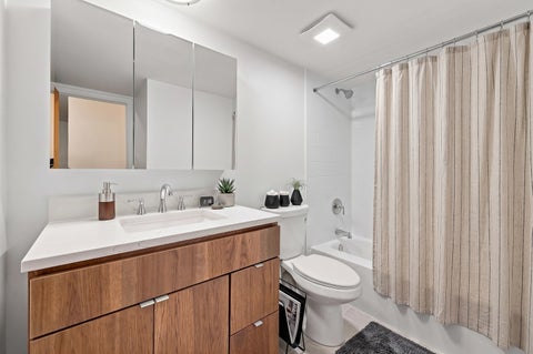 Tiny photo for 1025 S Fernandez Avenue #1S, Arlington Heights, IL 60005 (MLS # 12666152)