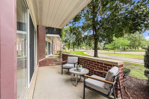 Tiny photo for 1025 S Fernandez Avenue #1S, Arlington Heights, IL 60005 (MLS # 12666152)